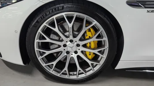 Mercedes-Benz SL-Class R232 AMG SL63 4MATIC+ 2024 5