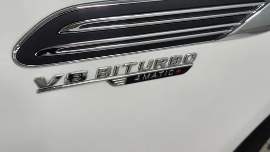 Mercedes-Benz SL-Class R232 AMG SL63 4MATIC+ 2024 17