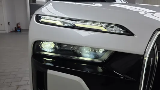 BMW 7 Series (G70) 740i sDrive M 2023 22
