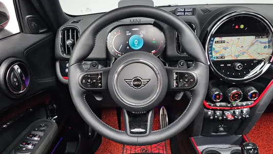 MINI S JCW 2023 13