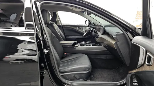 Kia K8 3.5 LPG 2WD 2023 11