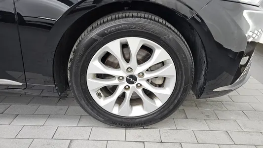 Kia K8 3.5 LPG 2WD 2023 21