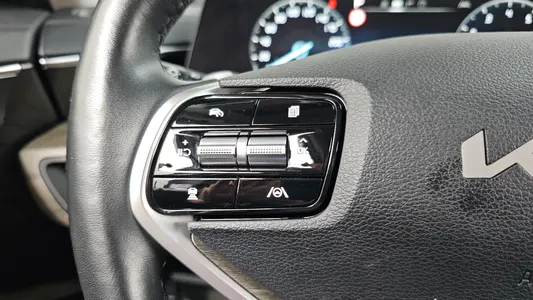 Kia K8 3.5 LPG 2WD 2023 33
