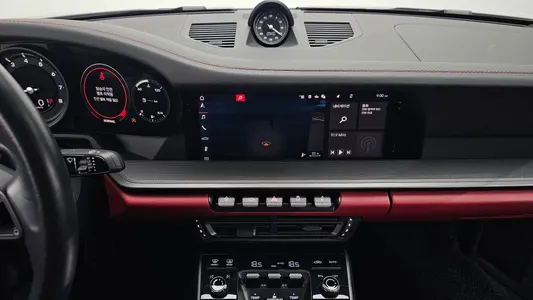 Porsche 911 (992) 4S 2020 14