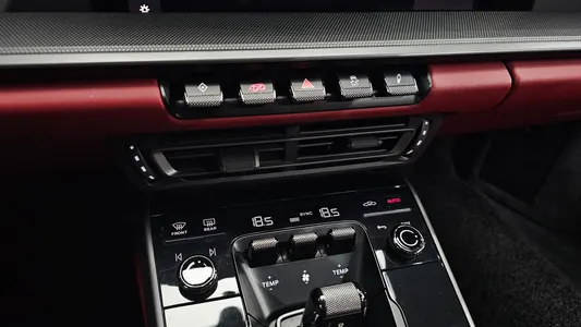 Porsche 911 (992) 4S 2020 34