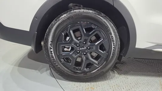 Kia 4 HEV 1.6 2WD 2025 5
