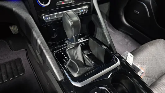 Renault Korea SM6 2.0 GDe LE 2016 9