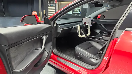 Tesla 3 RWD 2021 10
