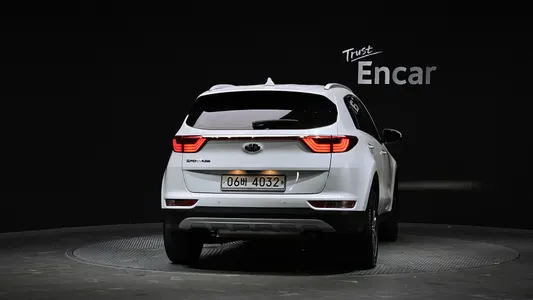 Kia 4 2.0 2WD 2017 4