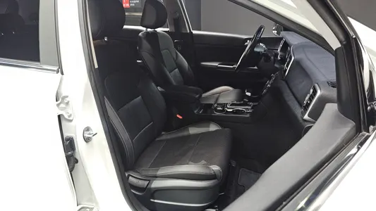 Kia 4 2.0 2WD 2017 12