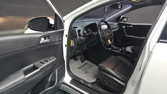 Kia 4 2.0 2WD 2017 10