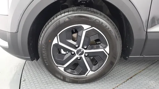 Kia 디 니로 2025 5