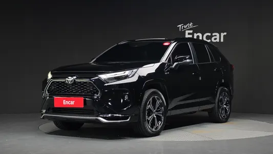 Toyota RAV4 5 2.5 4WD PHEV XSE 2025