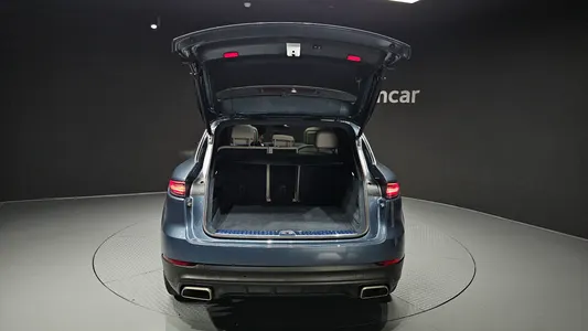 Porsche (PO536) 3.0 2020 19