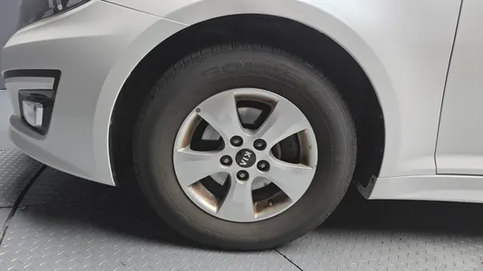 Kia K5 LPI 2015 5