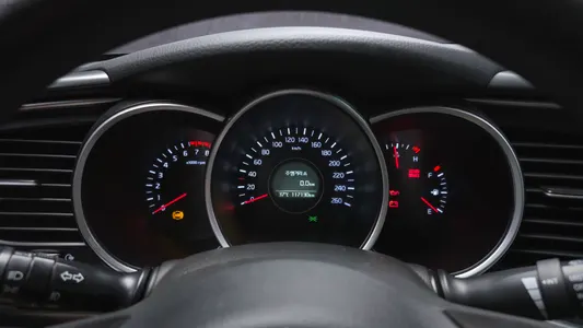 Kia K5 LPI 2015 8