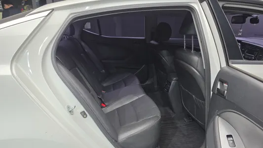 Kia K5 LPI 2015 12