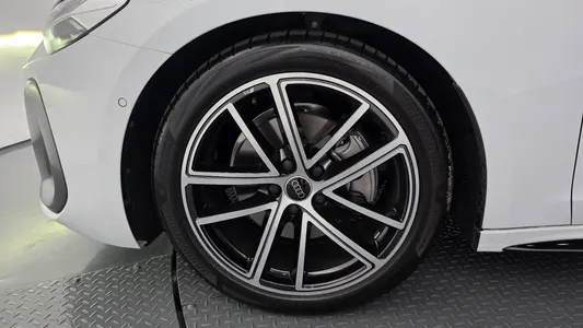Audi A5 (B10) 40 TFSI S Line 2025 5