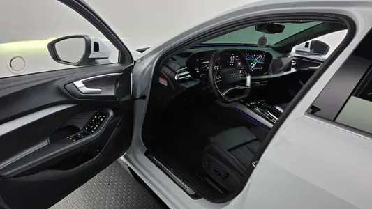 Audi A5 (B10) 40 TFSI S Line 2025 10