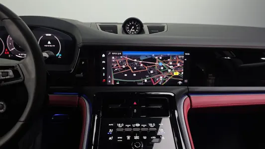Porsche (976) 2.9 AWD 2025 14