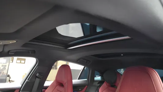 Porsche (976) 2.9 AWD 2025 19