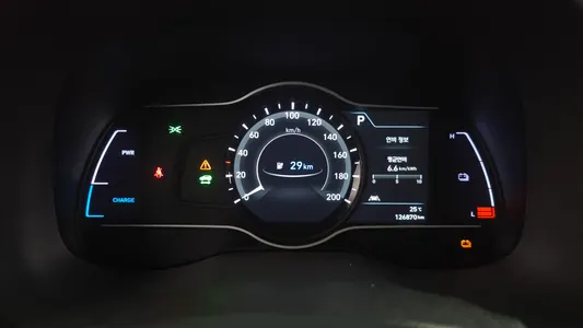 Hyundai 코나 일렉트릭 2019 8