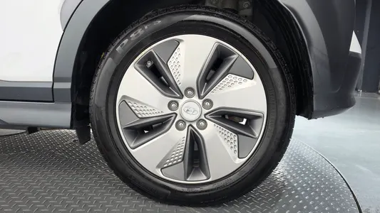Hyundai 코나 일렉트릭 2019 21