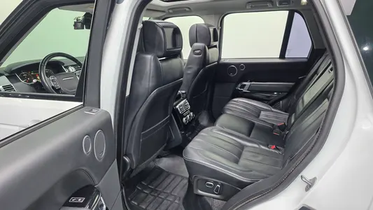 Land Rover 4 4.4 SDV8 Vogue SE 2013 12