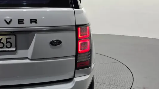 Land Rover 4 4.4 SDV8 Vogue SE 2013 23