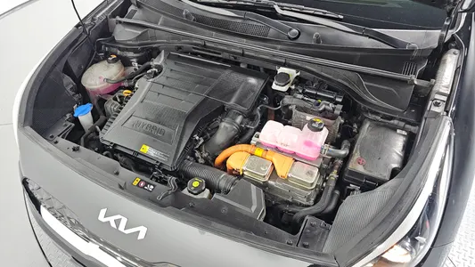 Kia 니로 1.6 HEV 2021 6