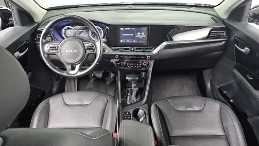 Kia 니로 1.6 HEV 2021 7