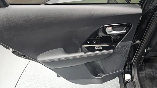 Kia 니로 1.6 HEV 2021 26