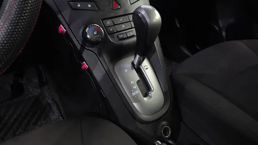 Chevrolet 올란도 LPG LT 2017 9