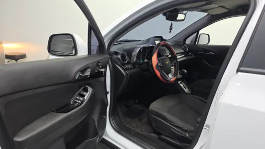 Chevrolet 올란도 LPG LT 2017 10