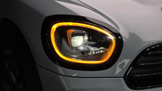 MINI 쿠퍼 컨트리맨 2022 22