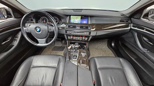 BMW 5 Series (F10) 528i xDrive 2014 7