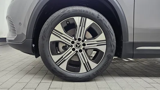 Mercedes-Benz EQA H243 EQA250 2025 4