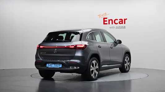 Mercedes-Benz EQA H243 EQA250 2025