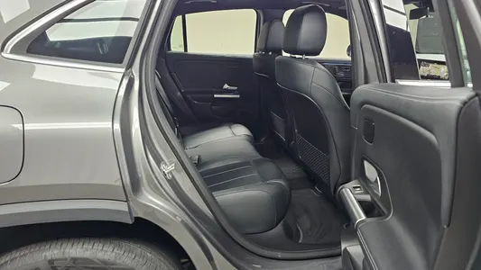 Mercedes-Benz EQA H243 EQA250 2025 10