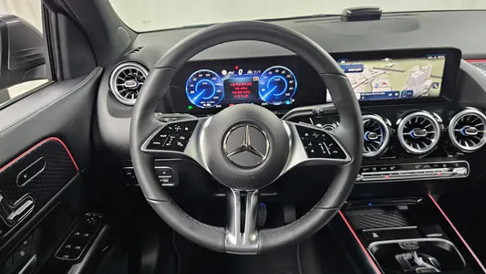 Mercedes-Benz EQA H243 EQA250 2025 12