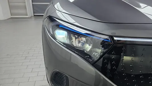 Mercedes-Benz EQA H243 EQA250 2025 22