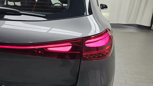 Mercedes-Benz EQA H243 EQA250 2025 23