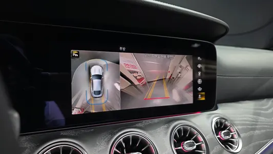 Mercedes-Benz AMG GT 4 43 4MATIC+ 2023 15