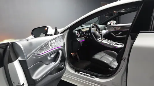 Mercedes-Benz AMG GT 4 43 4MATIC+ 2023 10