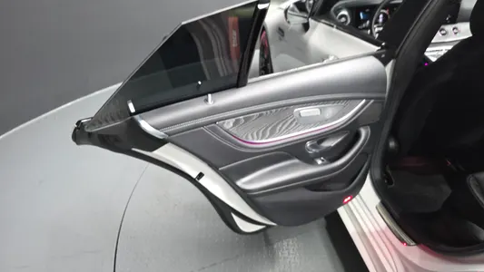 Mercedes-Benz AMG GT 4 43 4MATIC+ 2023 25