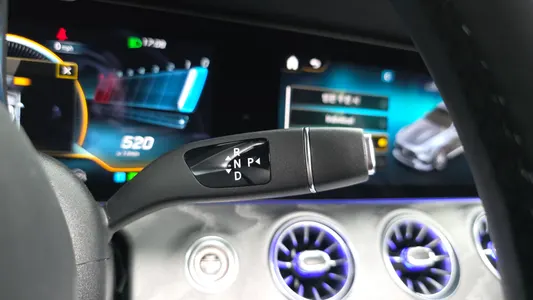 Mercedes-Benz AMG GT 4 43 4MATIC+ 2023 28