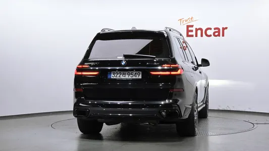 BMW X7 (G07) xDrive 40i M 7 2026 4