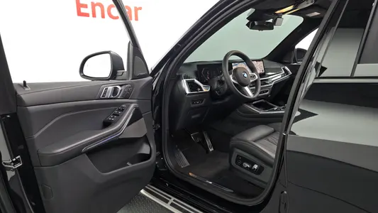 BMW X7 (G07) xDrive 40i M 7 2026 10