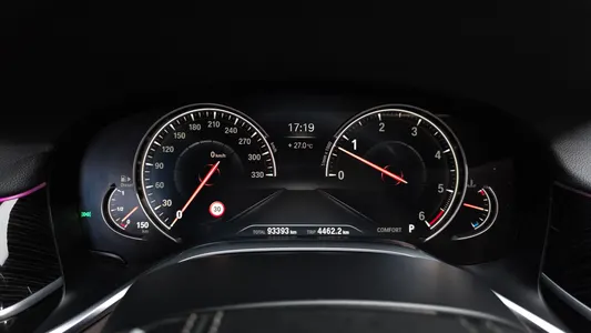 BMW 7 Series (G11) 740Ld xDrive M 2017 8