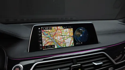 BMW 7 Series (G11) 740Ld xDrive M 2017 15